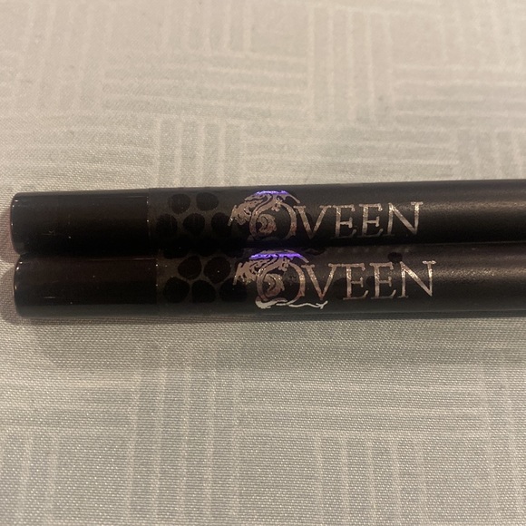 Qveen Makeup New Qveen Partners In Crime Lip Liner Duo Poshmark